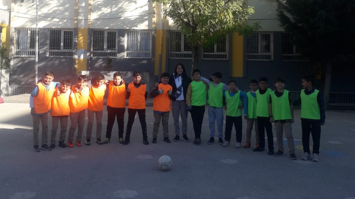 Okulumuzda futbol turnuvası düzenlendi